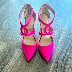 Pink Heels (Kelly & Katie)